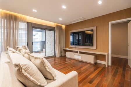 Apartamento à venda com 122m², 2 quartos e 2 vagas Apartamento à venda com 122m², 2 quartos e 2 vagasSala