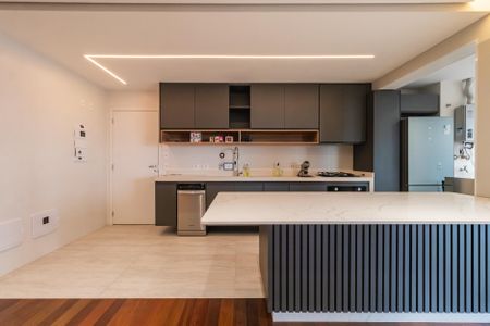 Apartamento à venda com 122m², 2 quartos e 2 vagas Apartamento à venda com 122m², 2 quartos e 2 vagasCozinha