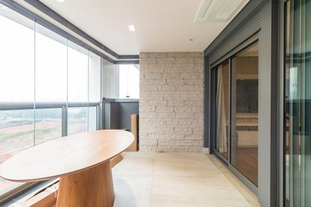 Apartamento à venda com 122m², 2 quartos e 2 vagas Apartamento à venda com 122m², 2 quartos e 2 vagasVaranda Gourmet