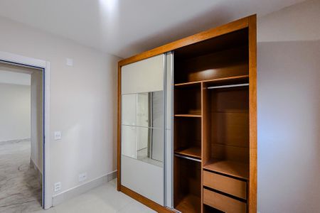Apartamento para alugar com 90m², 3 quartos e 1 vaga Apartamento para alugar com 90m², 3 quartos e 1 vagaQuarto 2