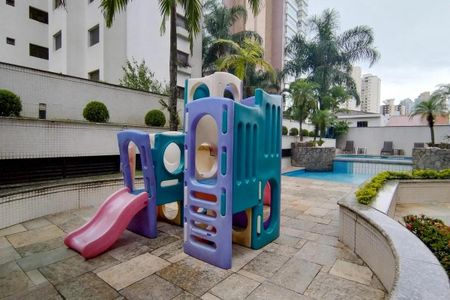 Apartamento à venda com 260m², 6 quartos e 4 vagas Apartamento à venda com 260m², 6 quartos e 4 vagasÁrea externa