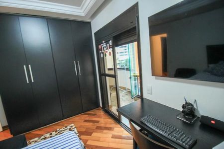 Apartamento à venda com 260m², 6 quartos e 4 vagas Apartamento à venda com 260m², 6 quartos e 4 vagasQuarto