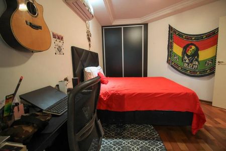 Apartamento à venda com 260m², 6 quartos e 4 vagas Apartamento à venda com 260m², 6 quartos e 4 vagasQuarto