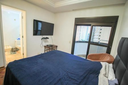 Apartamento à venda com 260m², 6 quartos e 4 vagas Apartamento à venda com 260m², 6 quartos e 4 vagasQuarto