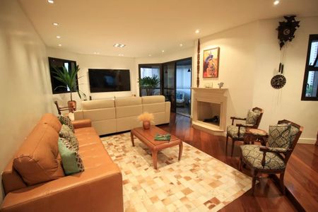 Apartamento à venda com 260m², 6 quartos e 4 vagas Apartamento à venda com 260m², 6 quartos e 4 vagasSala