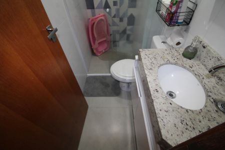 Apartamento para alugar com 50m², 2 quartos e sem vagaBanheiro