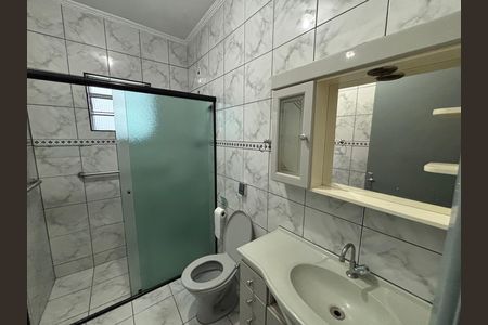 Casa para alugar com 120m², 3 quartos e 6 vagas Casa para alugar com 120m², 3 quartos e 6 vagasBanheiro