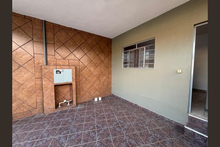 Casa para alugar com 120m², 3 quartos e 6 vagas Casa para alugar com 120m², 3 quartos e 6 vagasQuintal