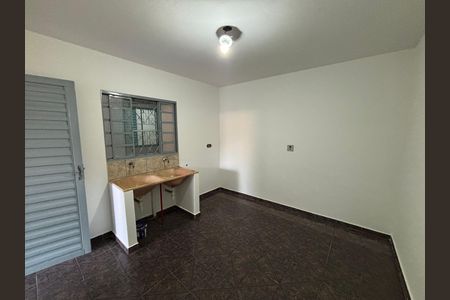 Casa para alugar com 120m², 3 quartos e 6 vagas Casa para alugar com 120m², 3 quartos e 6 vagasCozinha 2