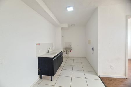 Apartamento para alugar com 36m², 2 quartos e sem vaga Apartamento para alugar com 36m², 2 quartos e sem vagaCozinha e Área de Serviço