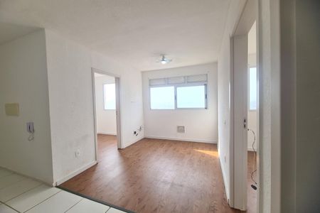 Sala de apartamento para alugar com 2 quartos, 36m² em Fazenda da Juta, São Paulo