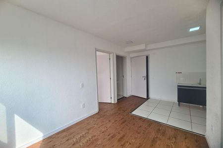Sala de apartamento para alugar com 2 quartos, 36m² em Fazenda da Juta, São Paulo
