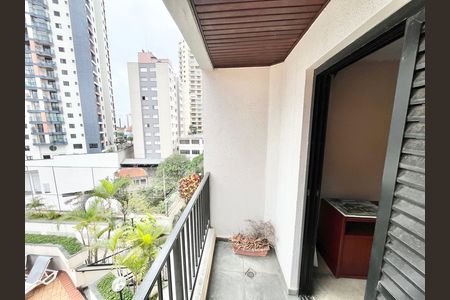 Apartamento à venda com 160m², 4 quartos e 3 vagasQuarto 4 - Suíte Varanda