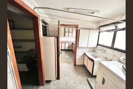 Apartamento à venda com 160m², 4 quartos e 3 vagasÁrea de Serviço