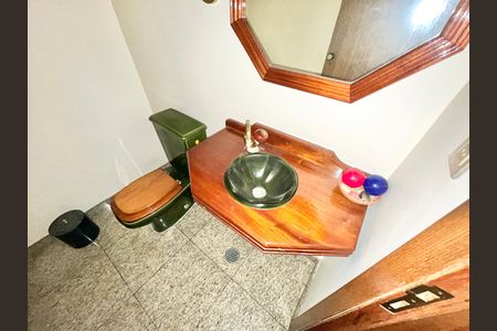 Apartamento à venda com 160m², 4 quartos e 3 vagasLavabo