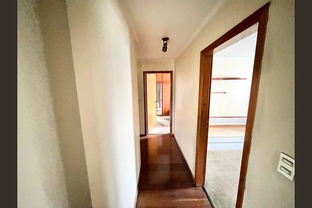 Apartamento à venda com 160m², 4 quartos e 3 vagasCorredor