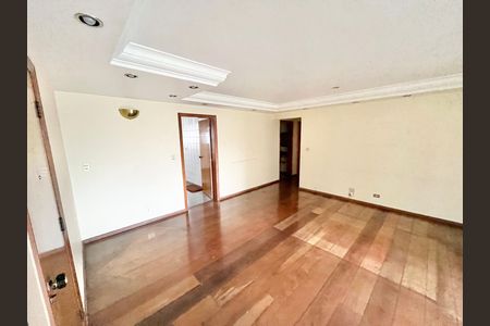 Apartamento à venda com 160m², 4 quartos e 3 vagasSala