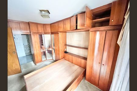 Apartamento à venda com 160m², 4 quartos e 3 vagasQuarto 4 - Suíte