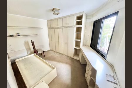Apartamento à venda com 160m², 4 quartos e 3 vagasQuarto 2 - Suíte