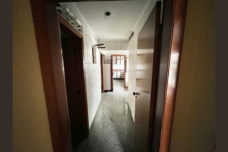 Apartamento à venda com 160m², 4 quartos e 3 vagasCorredor