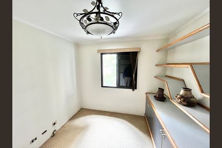 Apartamento à venda com 160m², 4 quartos e 3 vagasQuarto 1