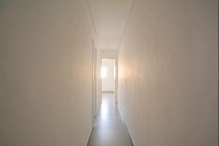 Corredor de apartamento à venda com 3 quartos, 84m² em Vila Pires, Santo André