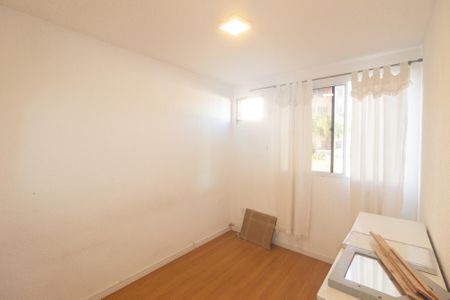 Quarto 1 de apartamento para alugar com 2 quartos, 41m² em Santa Cruz, Rio de Janeiro