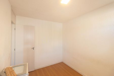Quarto 1 de apartamento para alugar com 2 quartos, 41m² em Santa Cruz, Rio de Janeiro
