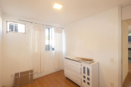 Quarto 1 de apartamento para alugar com 2 quartos, 41m² em Santa Cruz, Rio de Janeiro