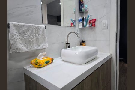 Casa à venda com 295m², 4 quartos e 7 vagas Casa à venda com 295m², 4 quartos e 7 vagasBanheiro da Suíte