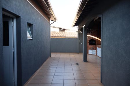Casa à venda com 295m², 4 quartos e 7 vagasÁrea de Serviço e Churrasqueira 