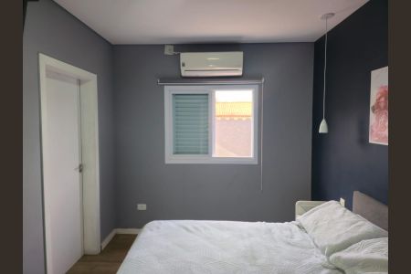 Casa à venda com 295m², 4 quartos e 7 vagas Casa à venda com 295m², 4 quartos e 7 vagasSuíte