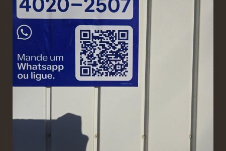 Casa à venda com 295m², 4 quartos e 7 vagas Casa à venda com 295m², 4 quartos e 7 vagasPlaquinha