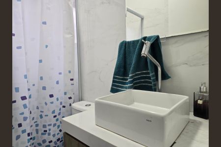 Casa à venda com 295m², 4 quartos e 7 vagas Casa à venda com 295m², 4 quartos e 7 vagasBanheiro Social