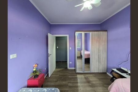 Casa à venda com 295m², 4 quartos e 7 vagas Casa à venda com 295m², 4 quartos e 7 vagasQuarto 02