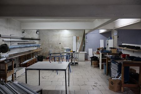 Casa à venda com 295m², 4 quartos e 7 vagasGaragem Fundos 