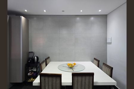 Casa à venda com 295m², 4 quartos e 7 vagas Casa à venda com 295m², 4 quartos e 7 vagasCozinha