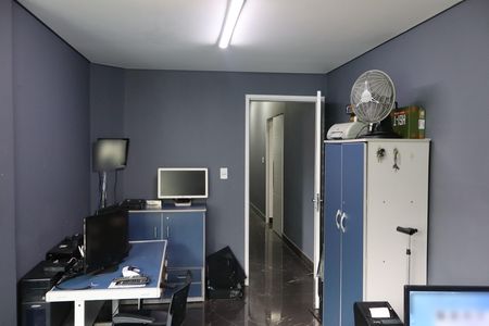 Casa à venda com 295m², 4 quartos e 7 vagasQuarto 04