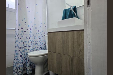 Casa à venda com 295m², 4 quartos e 7 vagas Casa à venda com 295m², 4 quartos e 7 vagasBanheiro Social