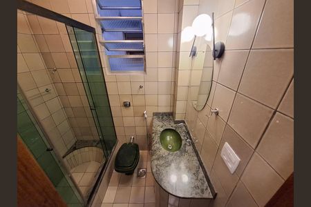 Banheiro  de apartamento para alugar com 1 quarto, 37m² em Flamengo, Rio de Janeiro
