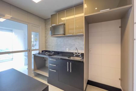 Apartamento para alugar com 60m², 2 quartos e 1 vaga Apartamento para alugar com 60m², 2 quartos e 1 vagaCozinha e área de serviço