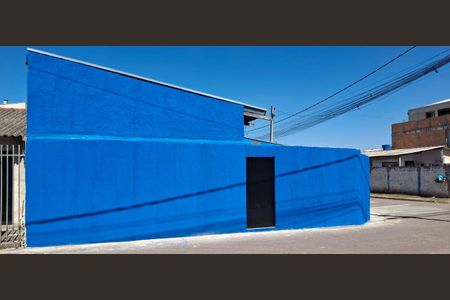 Casa à venda com 150m², 2 quartos e 2 vagas Casa à venda com 150m², 2 quartos e 2 vagasFachada