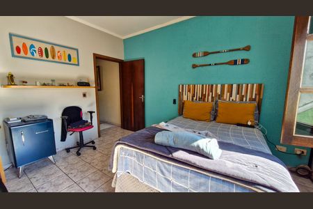 Casa à venda com 120m², 3 quartos e 5 vagas Casa à venda com 120m², 3 quartos e 5 vagasQuarto