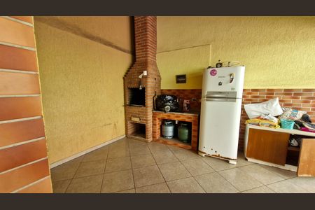 Casa à venda com 120m², 3 quartos e 5 vagas Casa à venda com 120m², 3 quartos e 5 vagasChurrasqueira