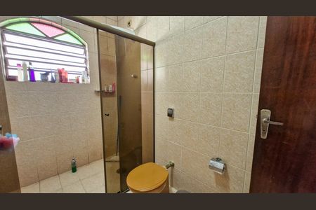 Casa à venda com 120m², 3 quartos e 5 vagas Casa à venda com 120m², 3 quartos e 5 vagasBanheiro