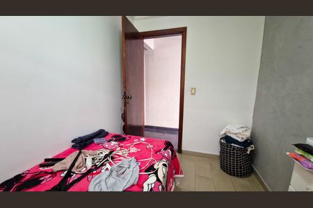 Quarto de casa à venda com 3 quartos, 120m² em Jardim Kika, São Paulo