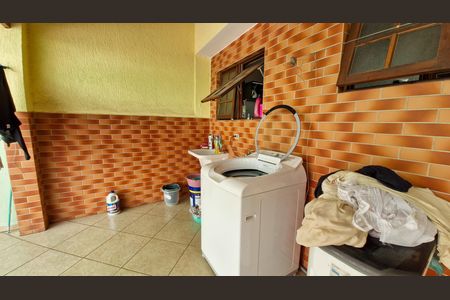 Casa à venda com 120m², 3 quartos e 5 vagas Casa à venda com 120m², 3 quartos e 5 vagasÁrea de Serviço