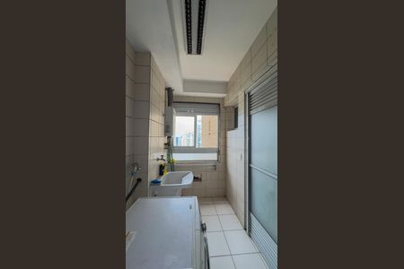Apartamento para alugar com 98m², 2 quartos e 2 vagas Apartamento para alugar com 98m², 2 quartos e 2 vagasCozinha e Área de Serviço