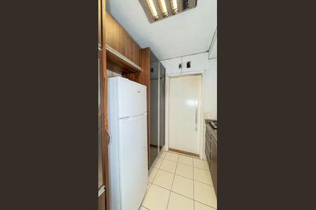 Apartamento para alugar com 98m², 2 quartos e 2 vagas Apartamento para alugar com 98m², 2 quartos e 2 vagasCozinha e Área de Serviço