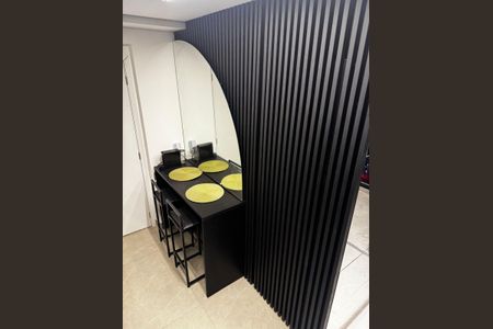 Cozinha de apartamento para alugar com 1 quarto, 27m² em Santo Amaro, São Paulo